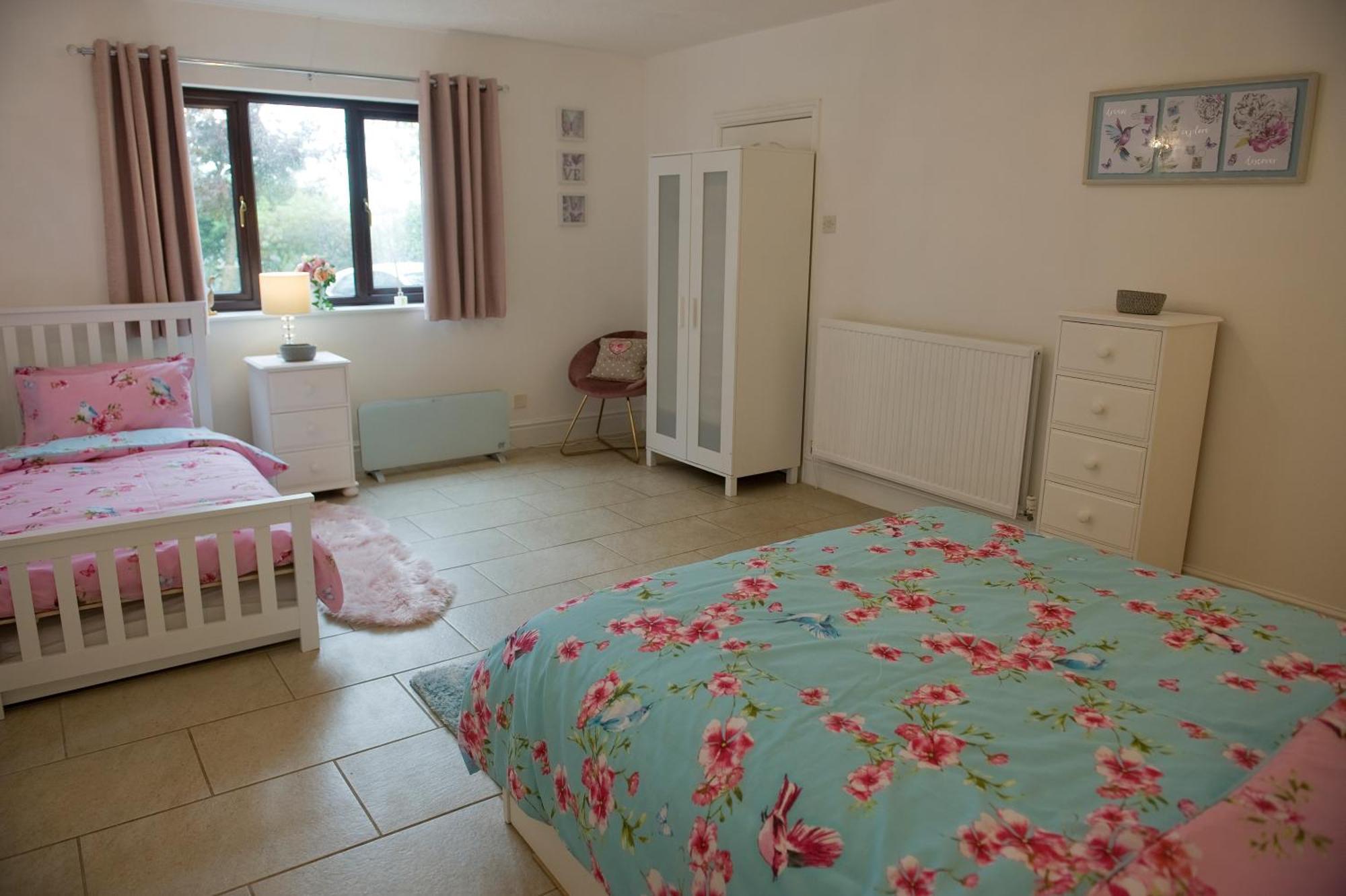 Mountain View Apartment - Short Drive To Beaches Bryngwran Kültér fotó